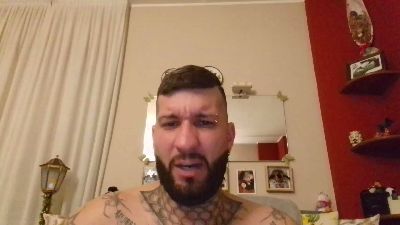 X0o_uncle_o0X — 在 cam4 直播的网络摄像头模特