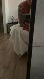 belloscroto — 在 cam4 直播的网络摄像头模特