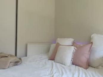 tiannaann — 在 chaturbate 直播的网络摄像头模特