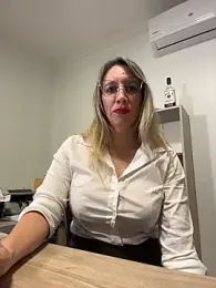 Gatitacarlita — Stripchat stream photo (Jun 2026)