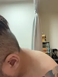 James1992_Ovo — 在 stripchat 直播的网络摄像头模特