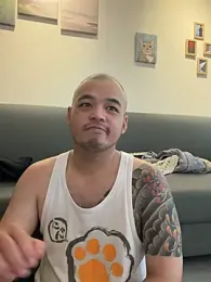 James1992_Ovo — 在 stripchat 直播的网络摄像头模特