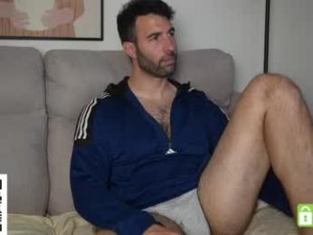 kiatog5 — 在 chaturbate 直播的网络摄像头模特