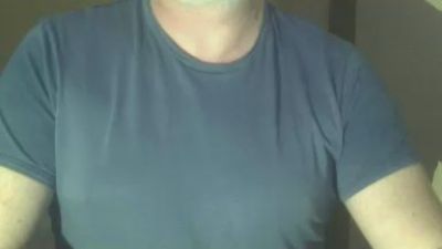 momo222ciao — Cam4 stream photo (Feb 2026)