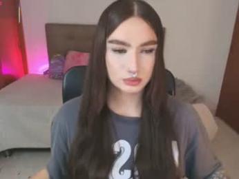 miley_baker — Chaturbate stream photo (Jun 2026)