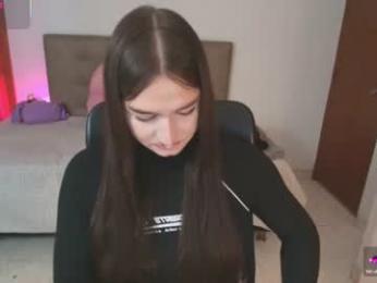 miley_baker — Chaturbate stream photo (Jun 2026)