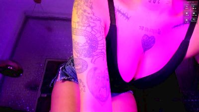LeiaWong_ — Cam4 stream photo (May 2026)