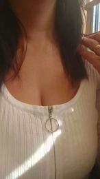 Adelaide986 — 在 cam4 直播的网络摄像头模特