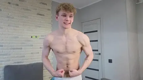 adamhariss — 在 stripchat 直播的网络摄像头模特