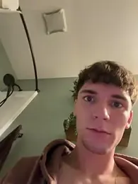 Bradgetshard2 — Stripchat stream photo (Aug 2026)