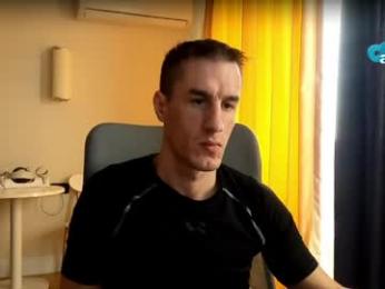 axl_fx — 在 chaturbate 直播的网络摄像头模特