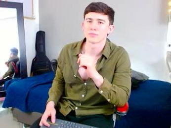 kent_zagann — 在 chaturbate 直播的网络摄像头模特