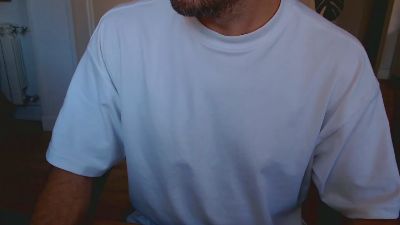 kyle_i — 在 cam4 直播的网络摄像头模特