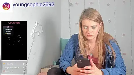 YoungSophie — Stripchat stream photo (Mar 2026)