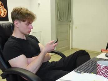 nikki_hard — Chaturbate stream photo (Apr 2026)