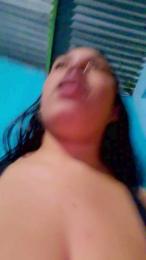 girl_pee — 在 cam4 直播的网络摄像头模特