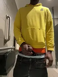 jkdasnk99 — Stripchat stream photo (Apr 2026)