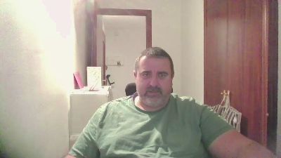 hortonboy1981 — 在 cam4 直播的网络摄像头模特