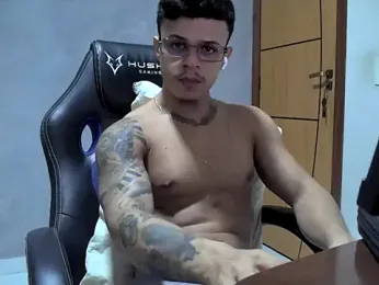 Gust027 — Stripchat stream photo (Apr 2026)