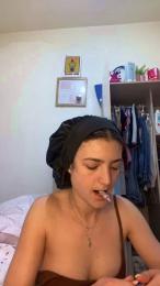 malia23 — 在 cam4 直播的网络摄像头模特