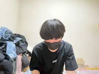 miso123ui — 在 stripchat 直播的网络摄像头模特