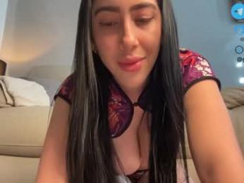 _gummies15 — 在 chaturbate 直播的网络摄像头模特