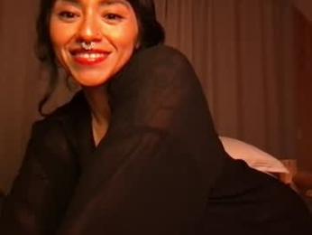 lily_henry — Chaturbate stream photo (Jun 2026)