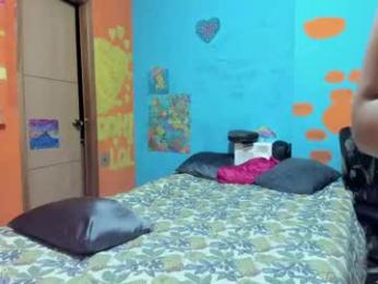 pipeshowtime — 在 chaturbate 直播的网络摄像头模特