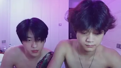 XJ-XIAOXIAO — 在 stripchat 直播的网络摄像头模特