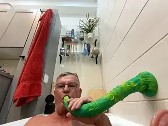 Korni1960 — Stripchat stream photo (Apr 2026)