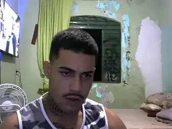 TiagopirocudoMG — 在 stripchat 直播的网络摄像头模特