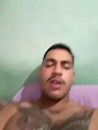 TiagopirocudoMG — 在 stripchat 直播的网络摄像头模特