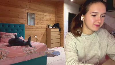 MarilynSapara — Cam4 stream photo (Aug 2026)