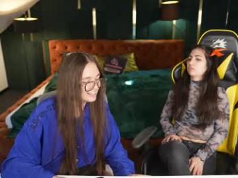 juicy_secrets_054 — Chaturbate stream photo (Mar 2026)