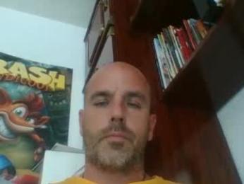 pocoyotop — Chaturbate stream photo (Apr 2025)