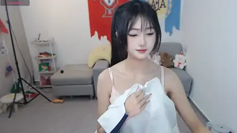 Lucya-a — Stripchat stream photo (Jun 2026)