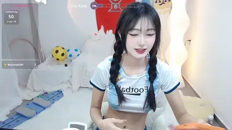 Lucya-a — Stripchat stream photo (Jul 2026)