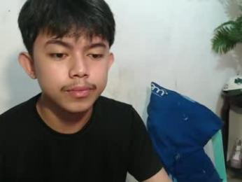 pnaysx — 在 chaturbate 直播的网络摄像头模特