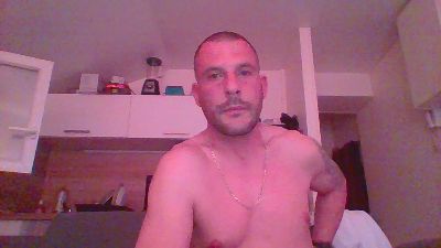 Dartagnantdu771 — Cam4 stream photo (May 2026)
