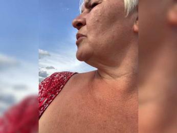 Laura-milf — bongacams