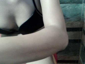HornyNica — Bongacams stream photo (Apr 2025)