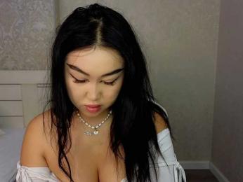 DianaMoon — 在 bongacams 直播的网络摄像头模特