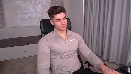 MaxKaiden — Stripchat stream photo (Apr 2026)