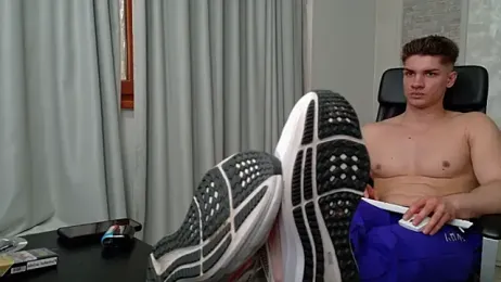 MaxKaiden — Stripchat stream photo (Apr 2026)