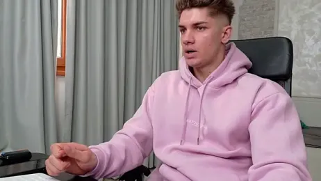 MaxKaiden — Stripchat stream photo (Apr 2026)