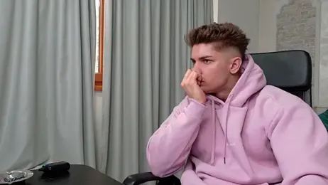 MaxKaiden — Stripchat stream photo (Apr 2026)