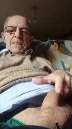 Jouis54 — Cam4 stream photo (Mar 2026)