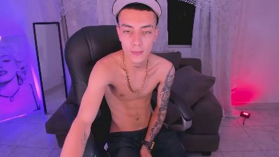 Dereckk_Boy — Cam4 stream photo (Apr 2026)