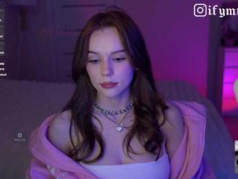 fymryn — 在 bongacams 直播的网络摄像头模特