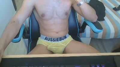 Pamplino94 — 在 cam4 直播的网络摄像头模特